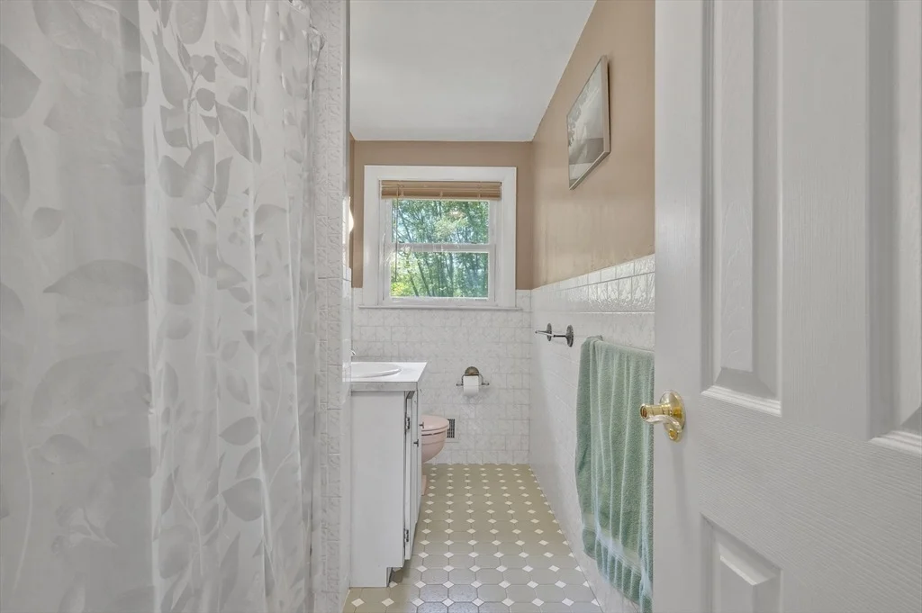 Photo of 35 Snake Brook Road