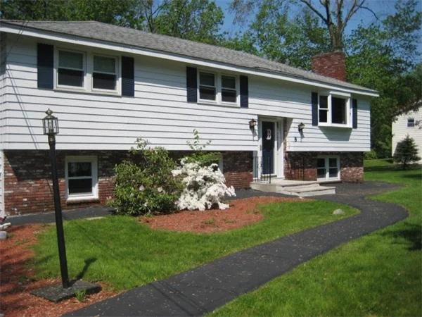 Photo of 8 Cayuga Road