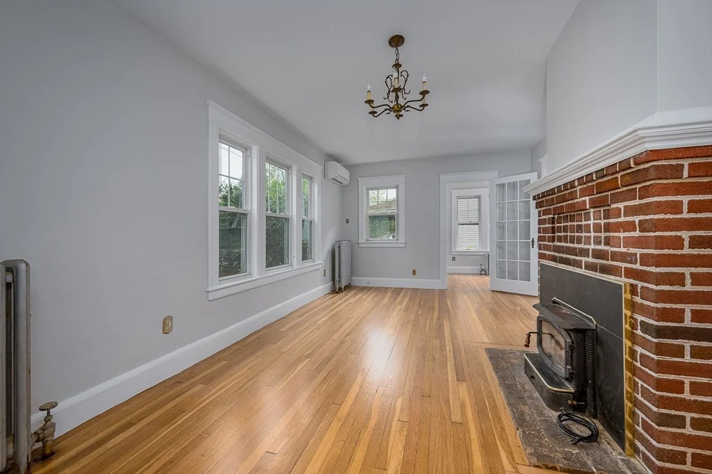 Photo of 80 Pine St.
