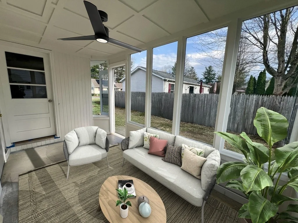 Photo of 55 Parkerview St