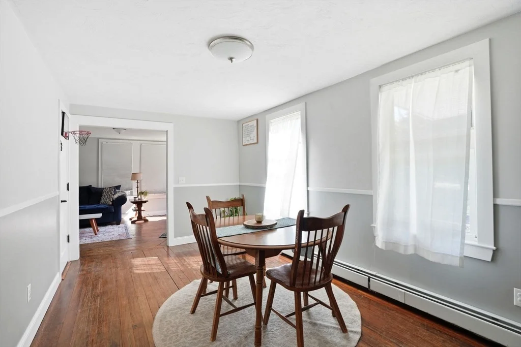 Photo of 72 Pembroke Ave