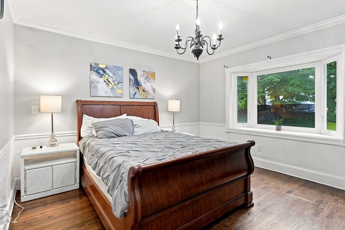 Photo of 70 Pine St