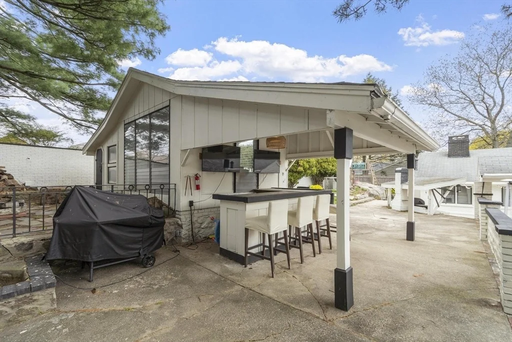 Photo of 82 Cornell Rd