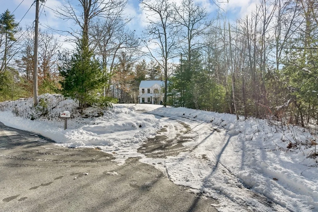Photo of 371 Rice Road