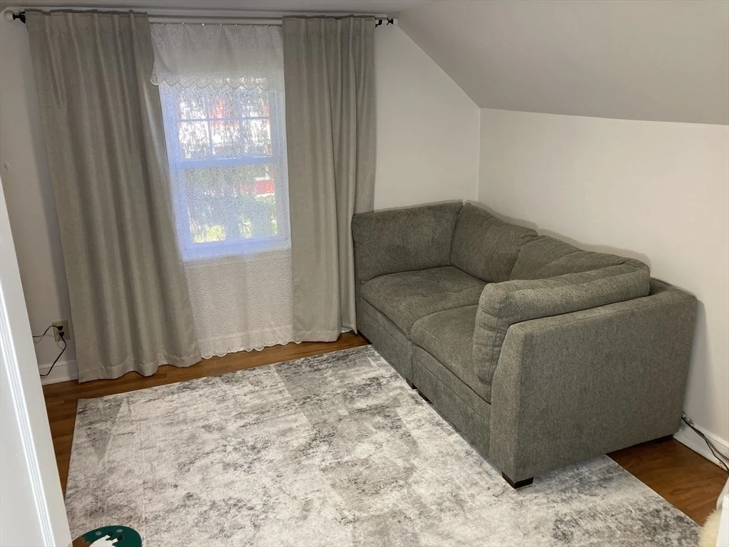 Photo of 13 Smith Ave