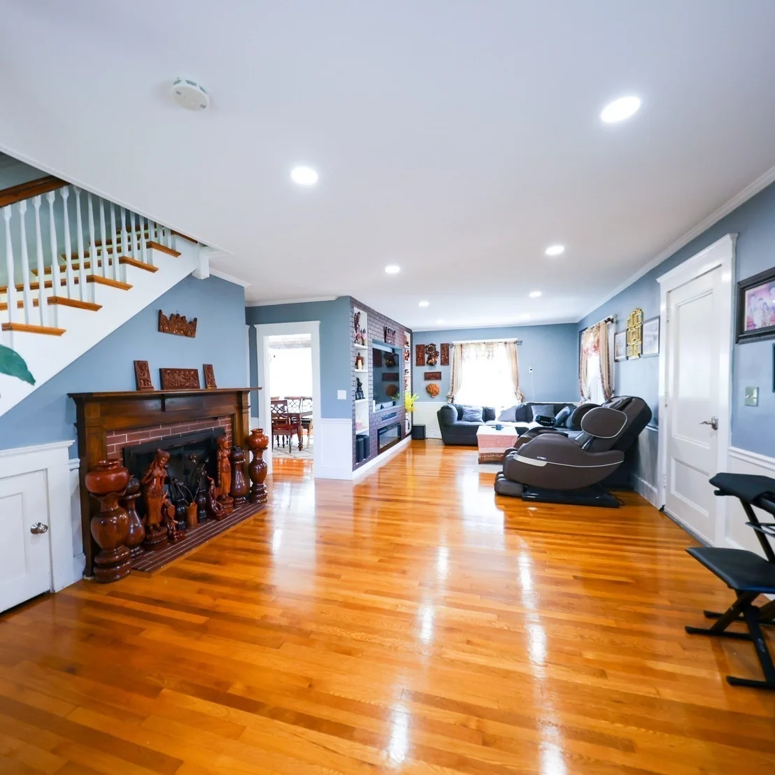 Photo of 374 Pine St