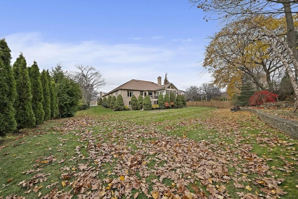 Photo of 10 Heritage Ln