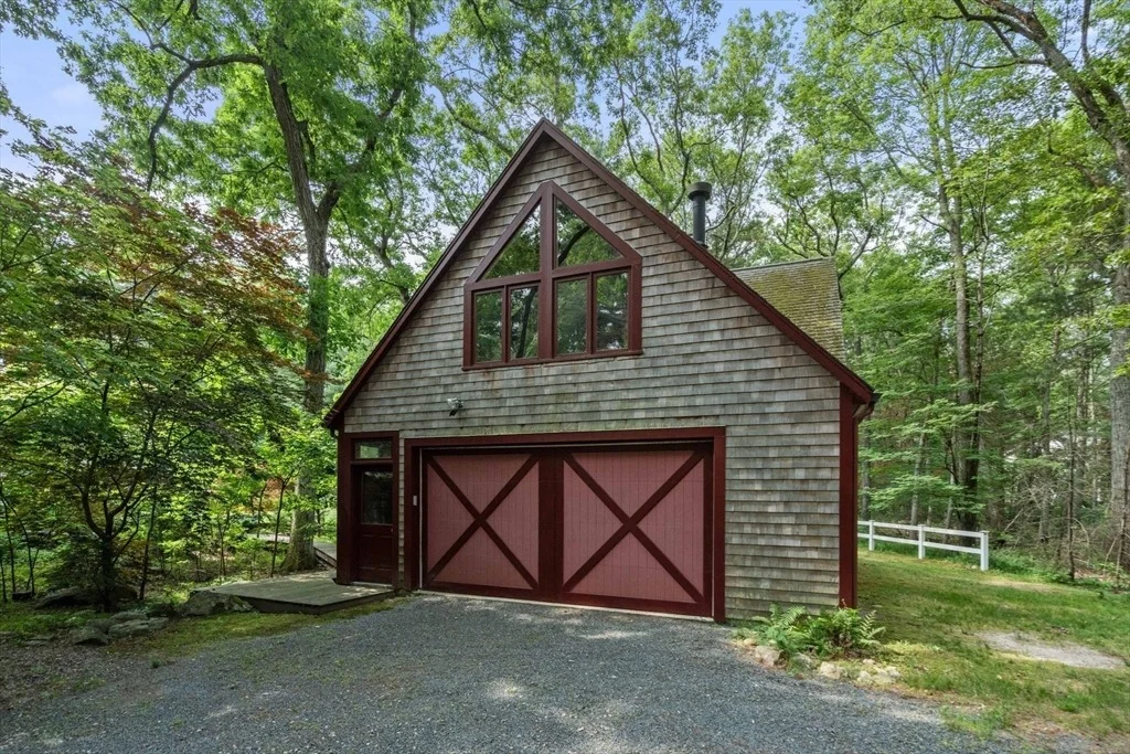 Photo of 8 Pleasant Street