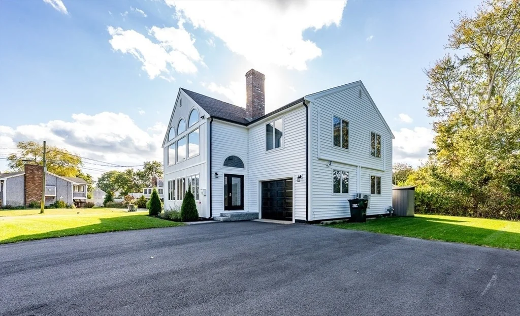 Photo of 33 Island View Rd