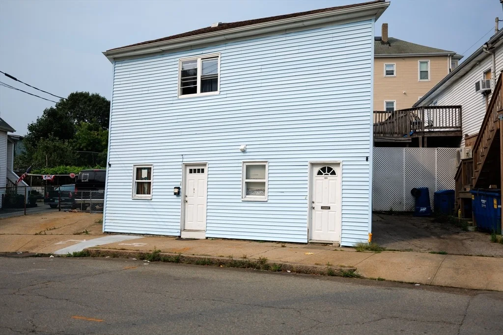 Photo of 152 Alden St