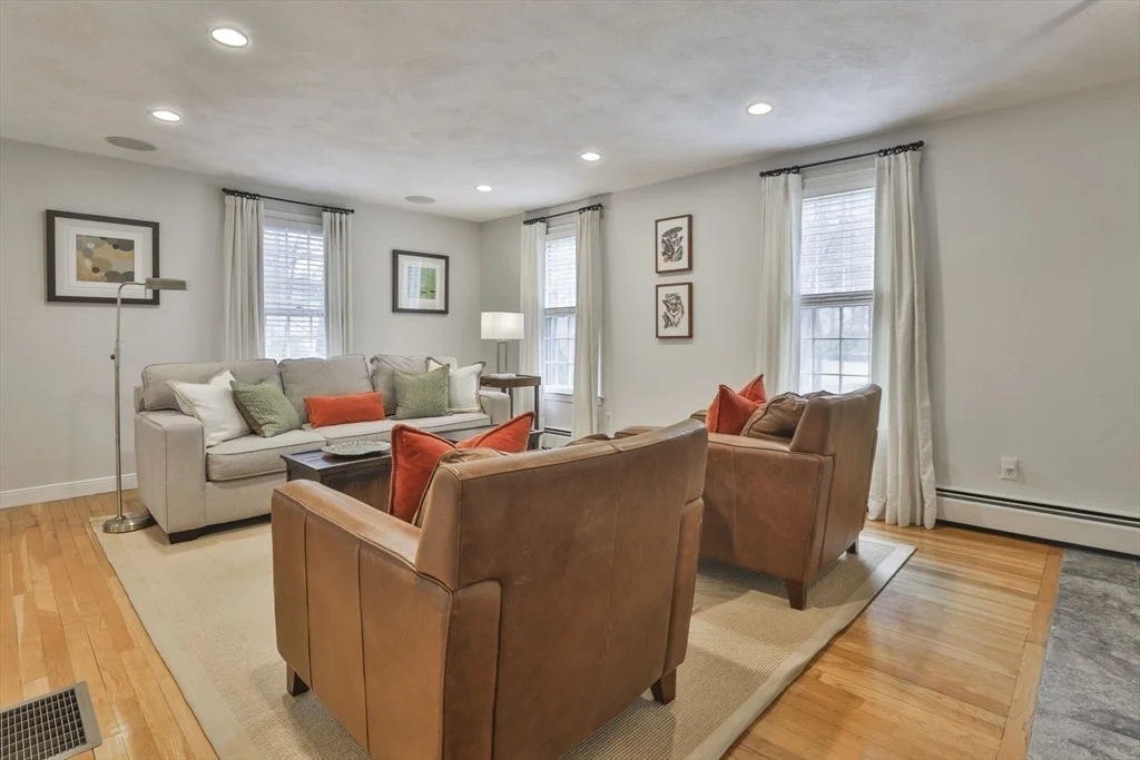 Photo of 124 Stonecleave Road