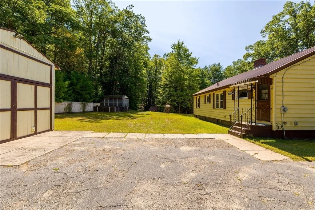 Photo of 485 King Rd