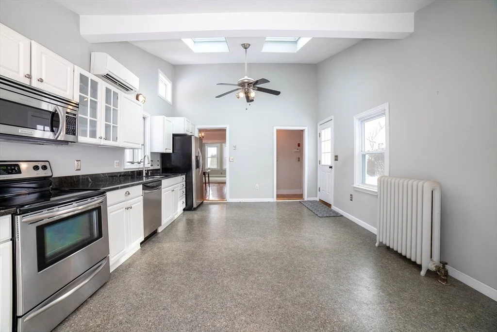 Photo of 18 Hadwen Lane