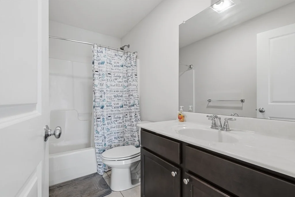 Photo of 162 Bayberry Rd