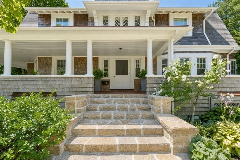 Photo of 8 Brier Rd
