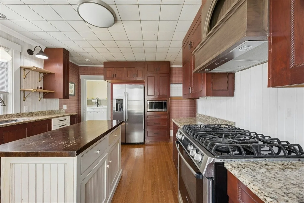 Photo of 216 Walnut Street