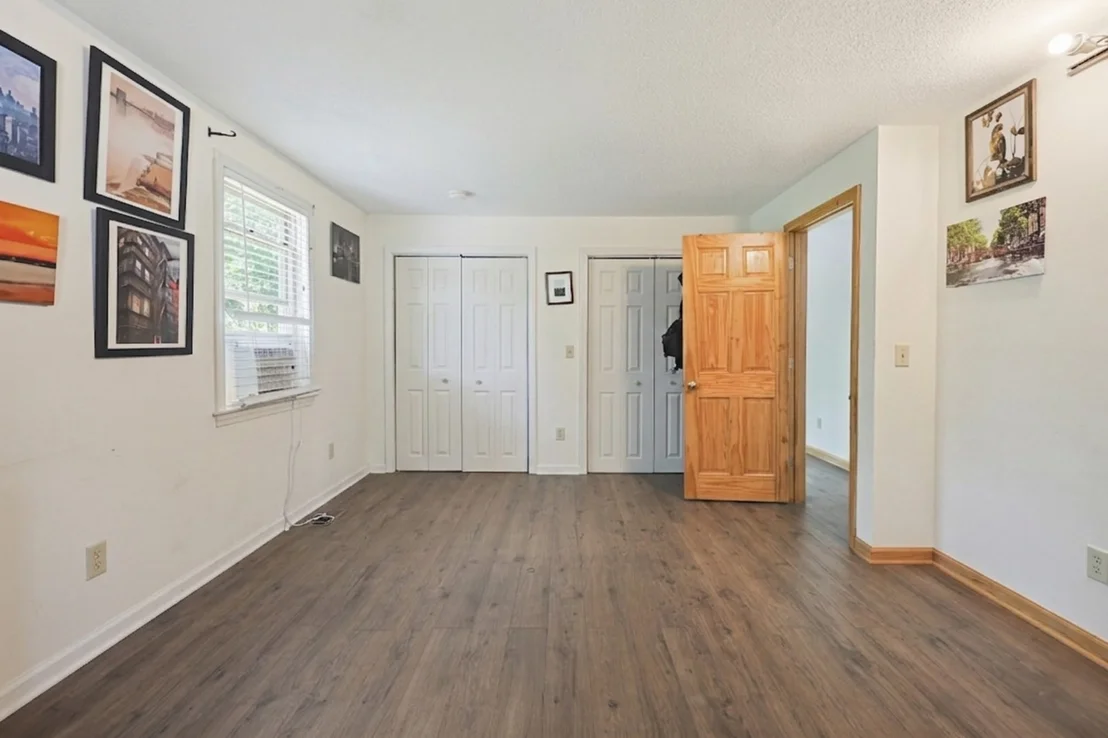 Photo of 14 Terra Ln