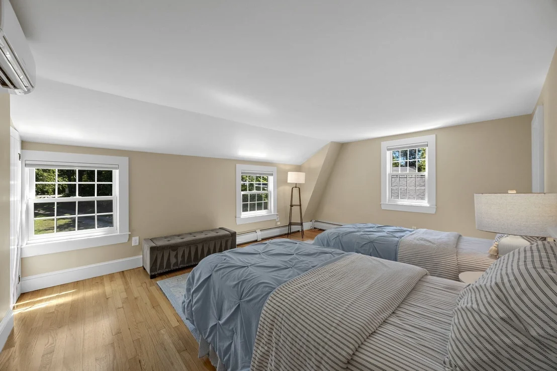 Photo of 23-27 Swift Ave