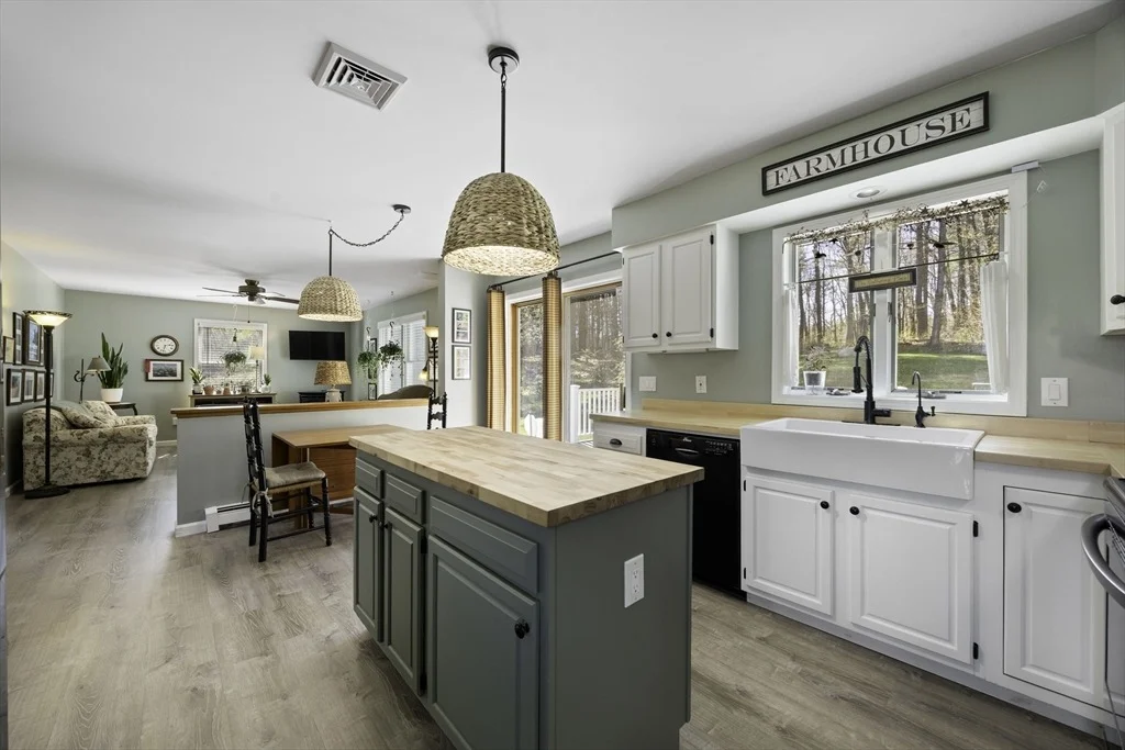 Photo of 7 Lyman St