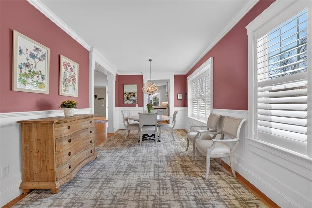 Photo of 176 Melrose Avenue