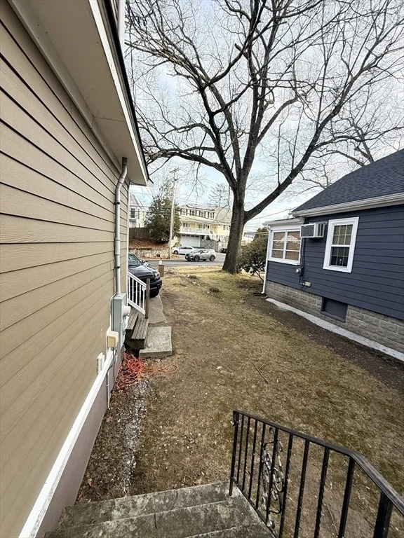 Photo of 7 Central St