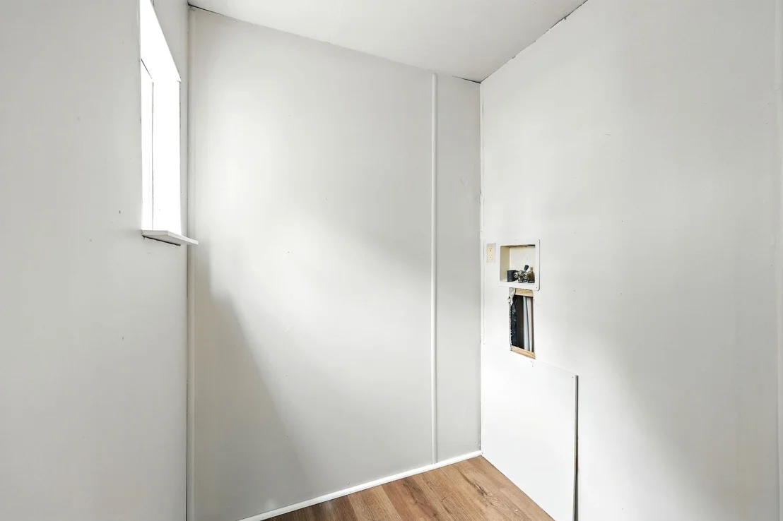 Photo of 7 Nelligan