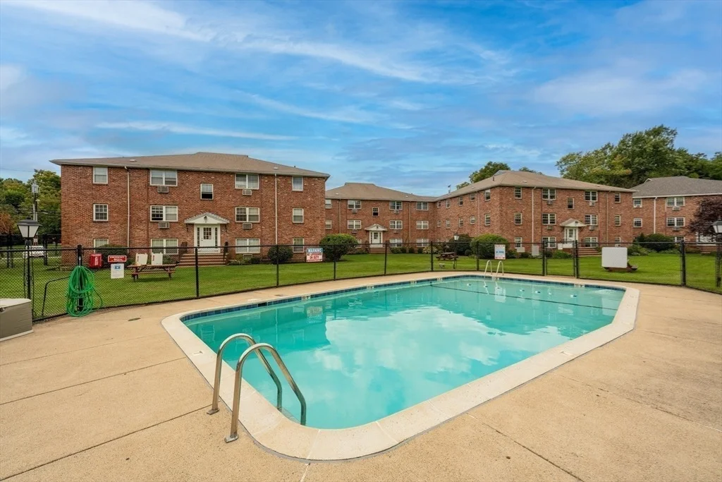 Photo of Unit 2 at 10 Colonial Village Dr