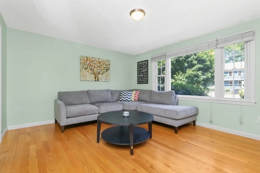 Photo of 5 Perry Henderson Dr