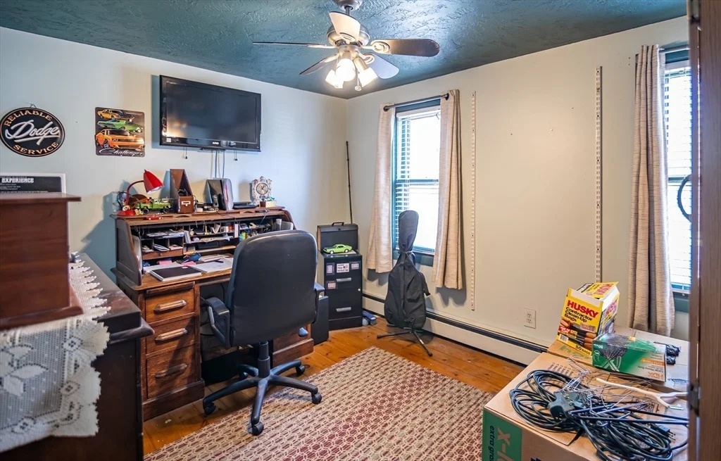 Photo of 40 Scenic Ave
