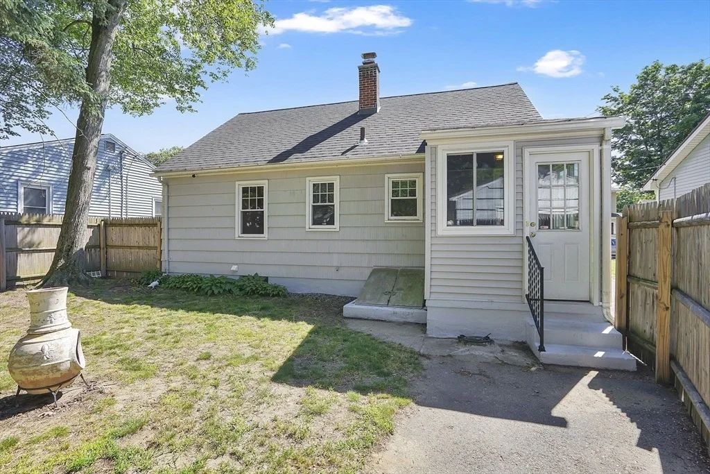 Photo of 267 Connecticut Ave