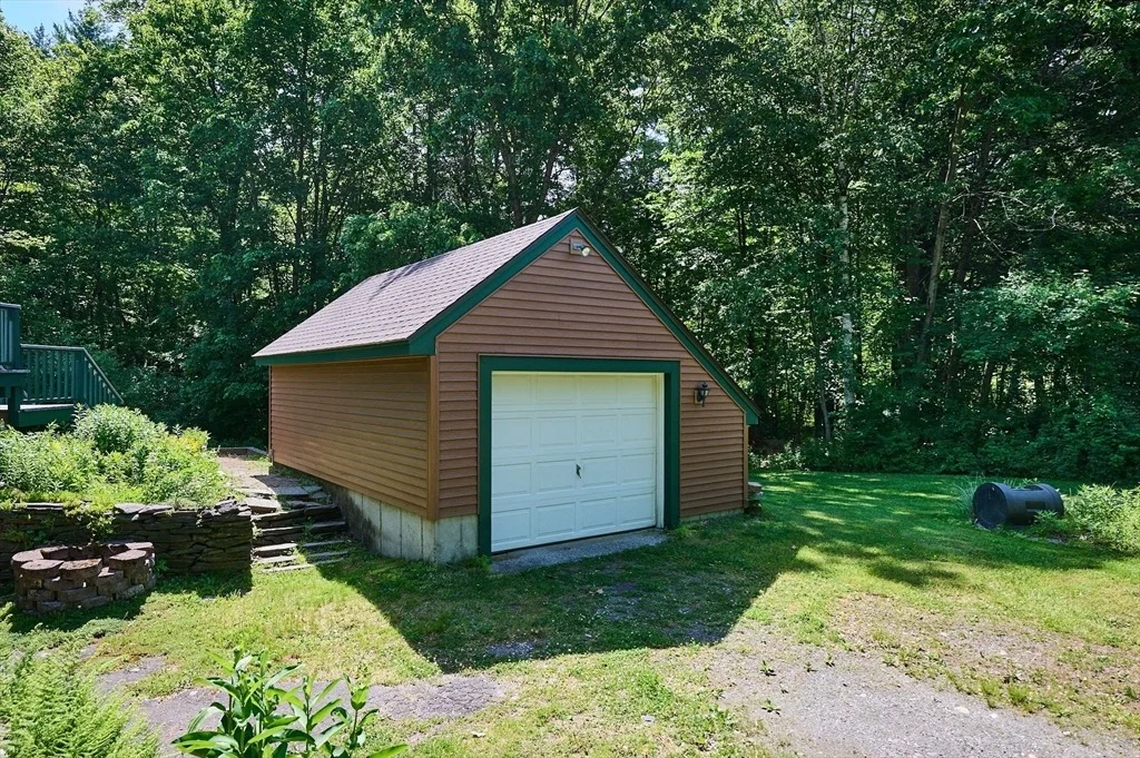 Photo of 55 Huckle Hill Road