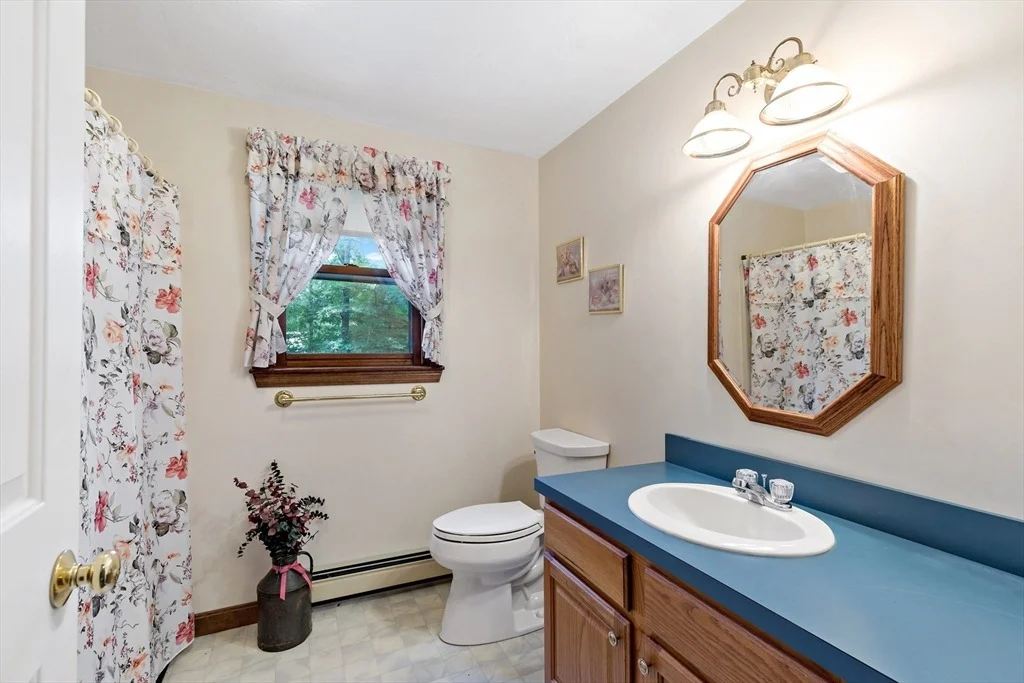 Photo of 28 Cranberry Ave