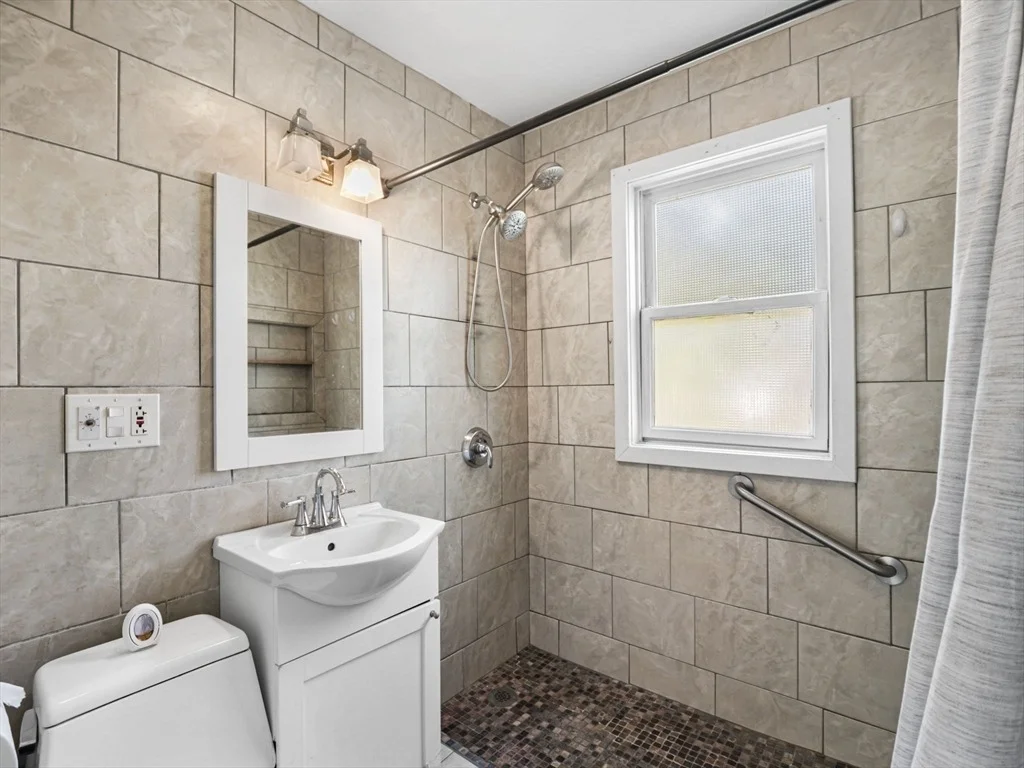 Photo of 81 Spring St
