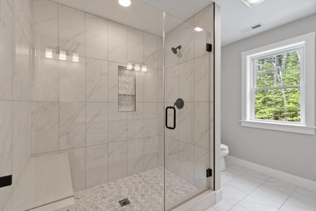 Photo of 16 Unkety Brook Way