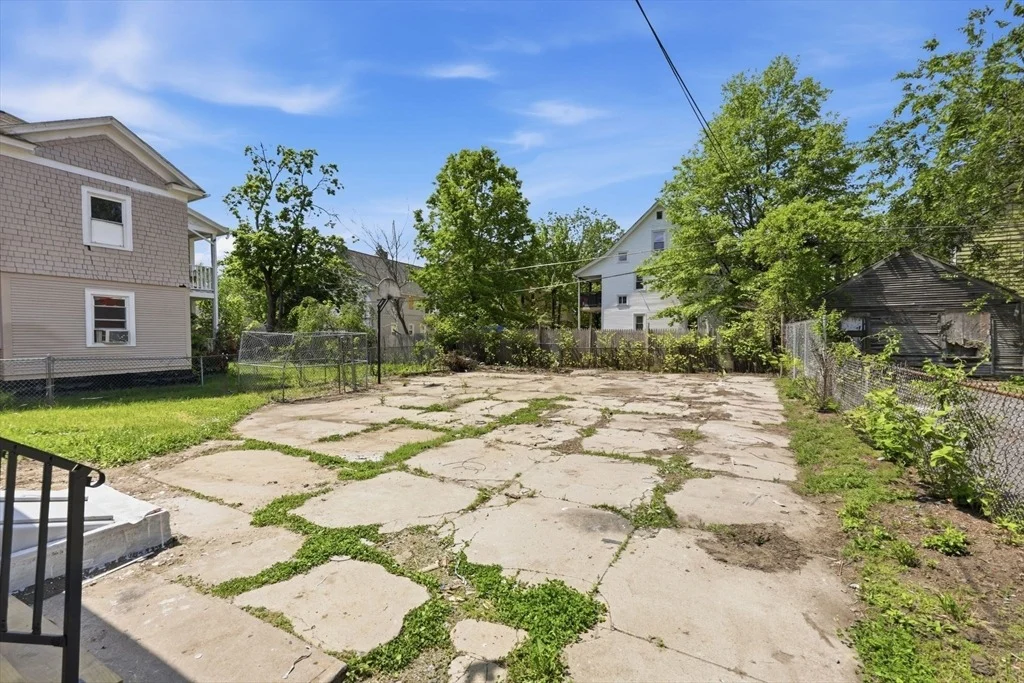 Photo of 62 Kenyon St