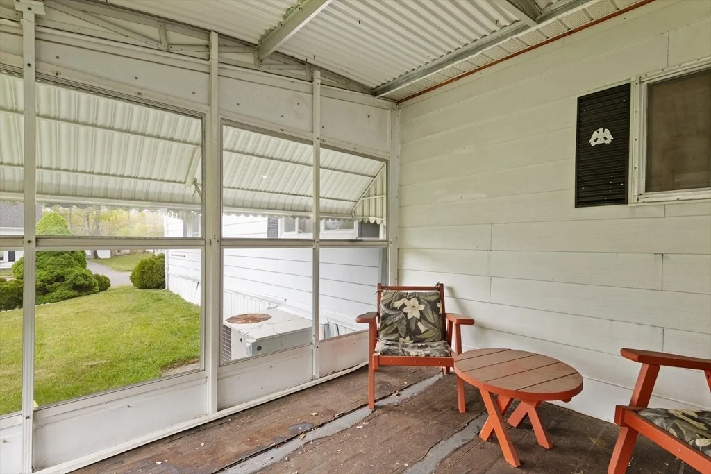 Photo of 48 Easy Street