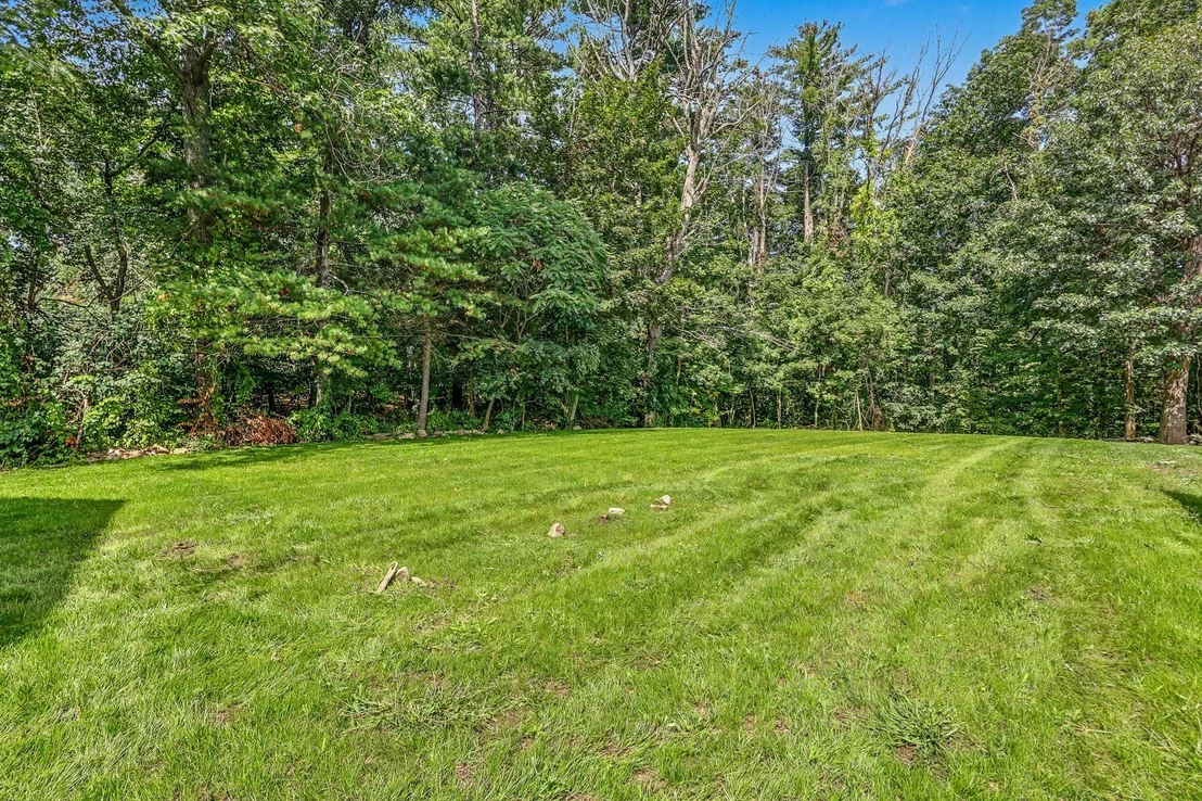 Photo of 7B Lakeshore Dr