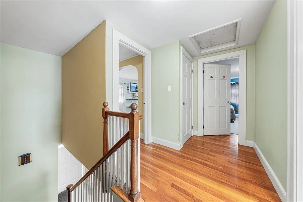 Photo of 32 Colonial Drive