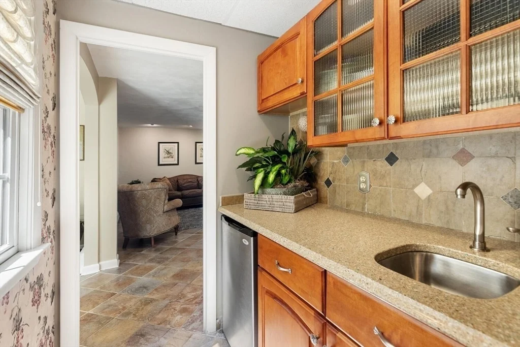 Photo of 24 Hickory Ln