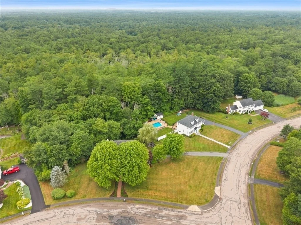 Photo of 130 Deer Hollow Trail