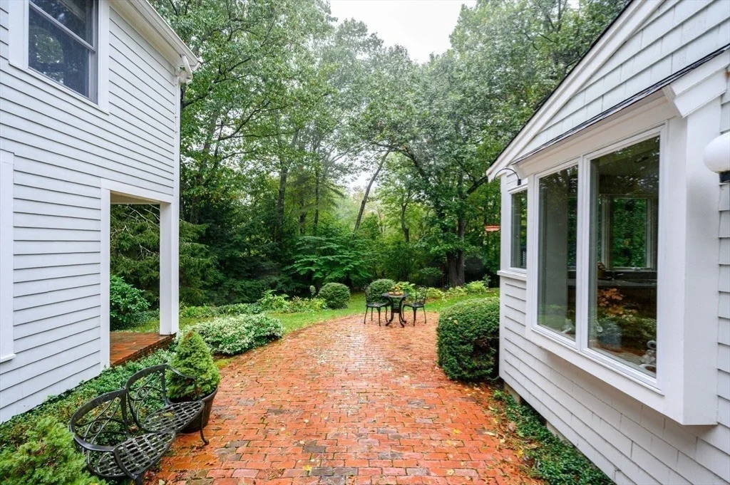 Photo of 79 Whitcomb Ave