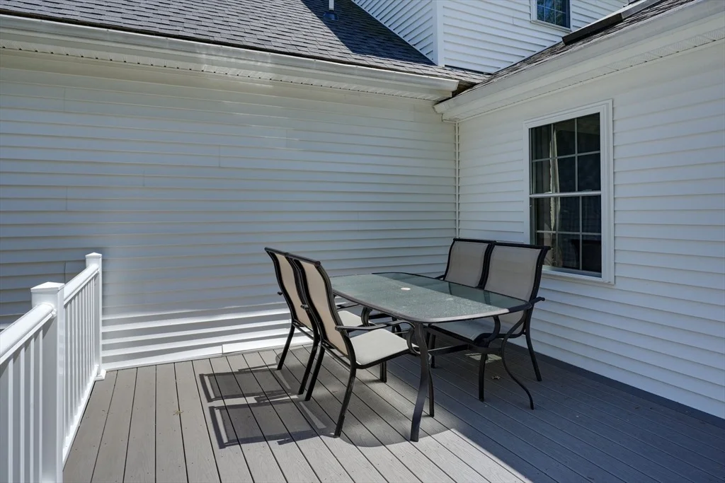 Photo of 10 Cooper Dr