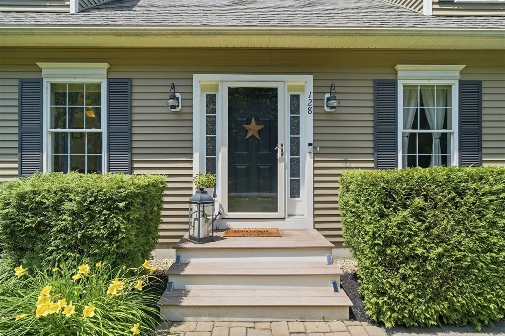Photo of 128 Bragg Hill Rd