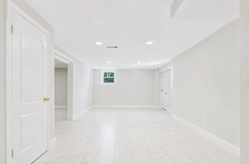 Photo of 73 Lanark Rd
