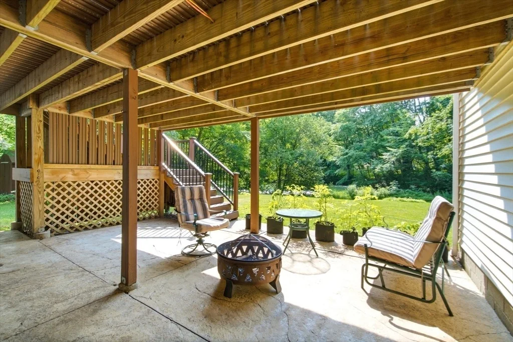Photo of 18 Stone Dr