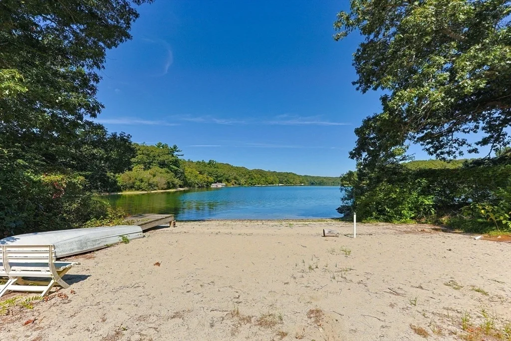 Photo of 783 Santuit-Newton