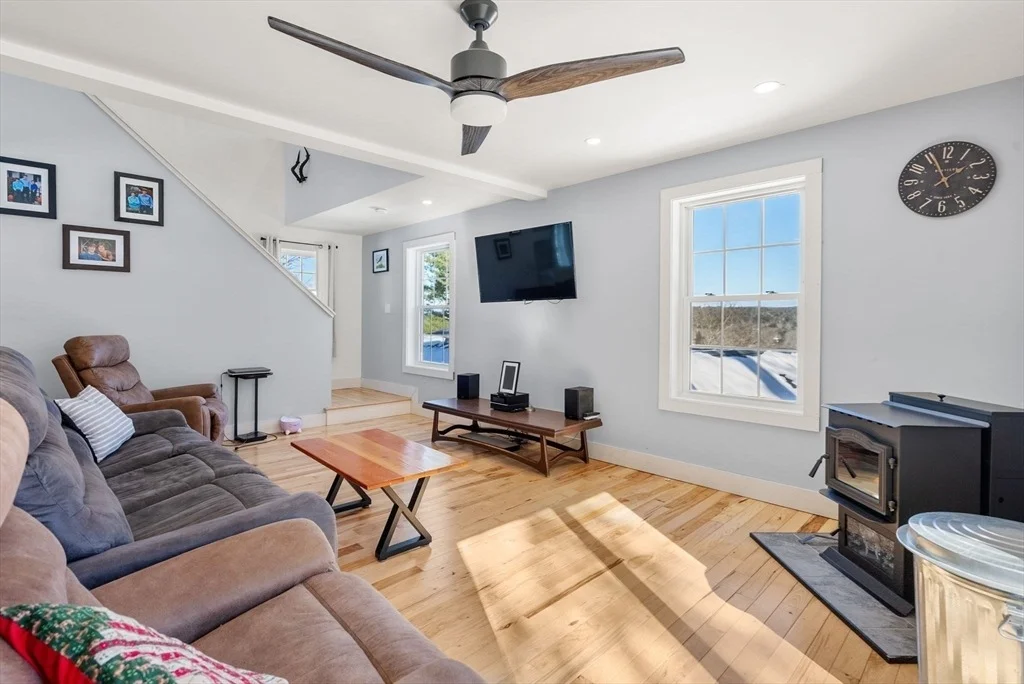 Photo of 178 Brimfield Rd