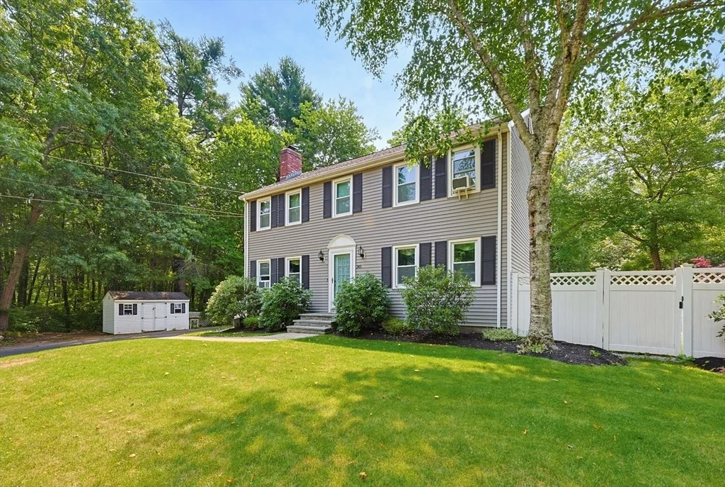 Photo of 245 Winter St