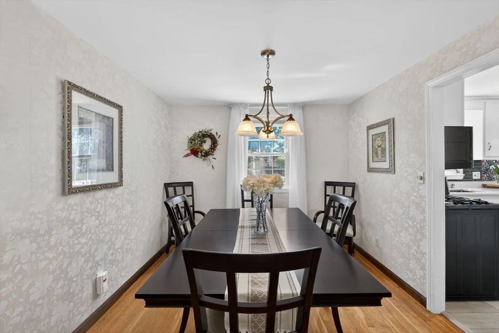 Photo of 82 Park Rd