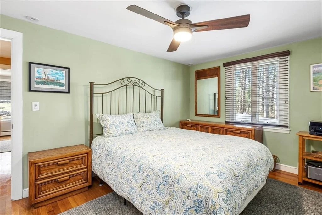 Photo of 7 Peter Hobart Dr